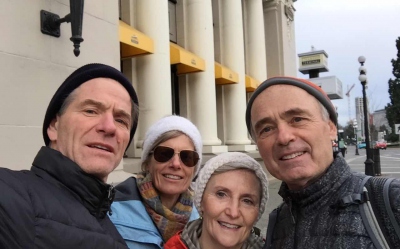 Командное фото в Виктории: Охота за сокровищами